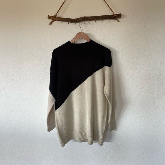 Colorblock sweater  - Picture 1 of 1